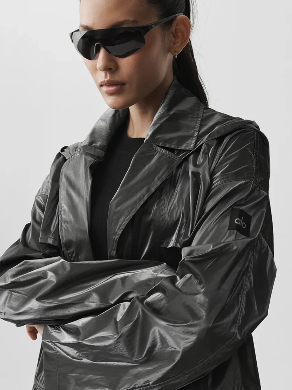 Alo Metallic Break Line Trench Size XS